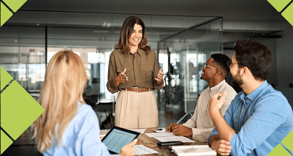 benefits communication for employers improving employee understanding through clear team discussions